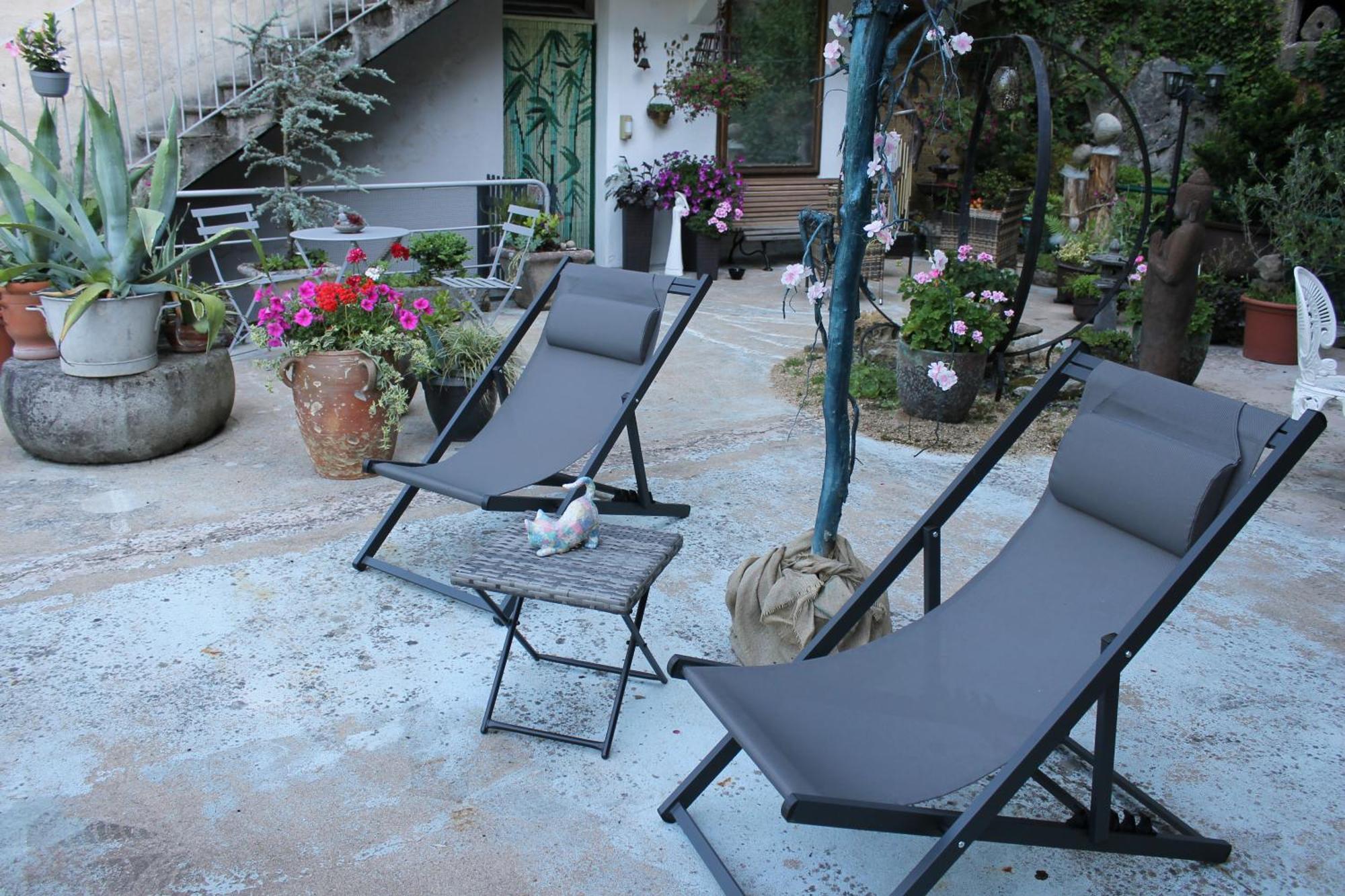 Studio Malou, Cuisine, Salle D'Eau, Terrasse Amenagee Olliergues Екстер'єр фото